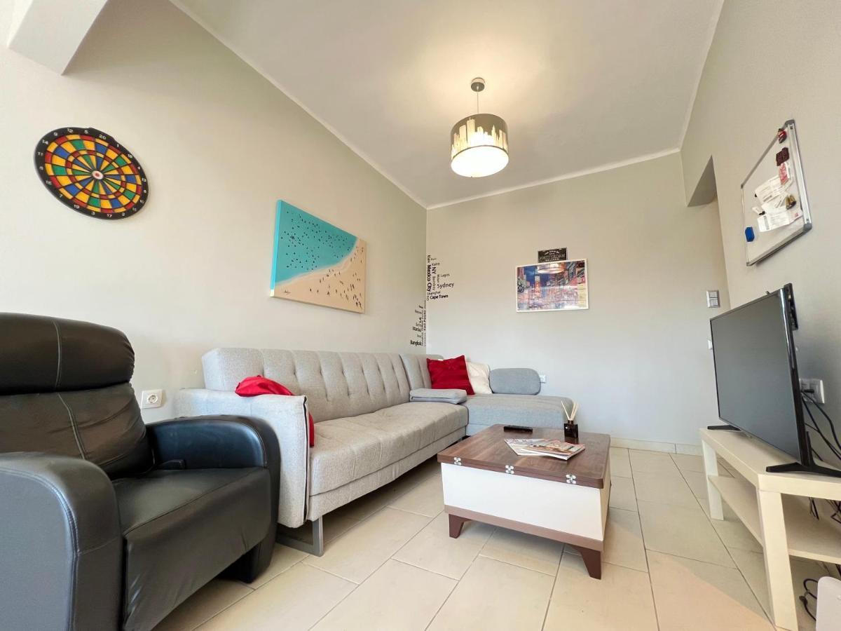Apartment Center/navarinou Modern Apt. With Queen Bed