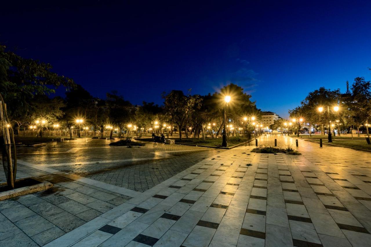 Luxury Downtown α3 *