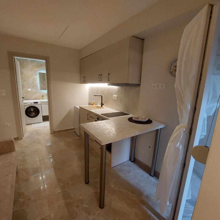 Budget To The Center Apartment