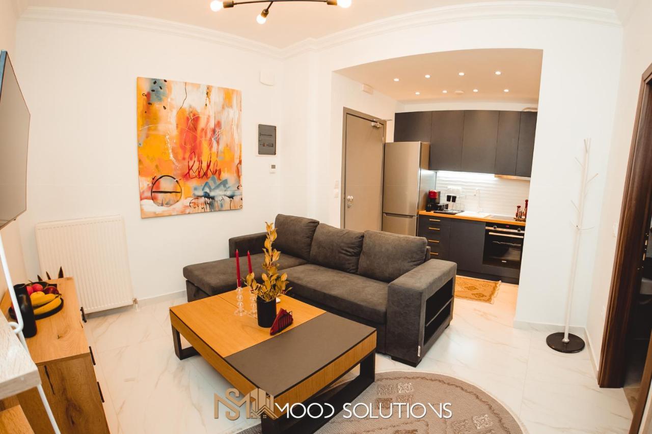 Firstlineskg6 Moodsolutions Living *