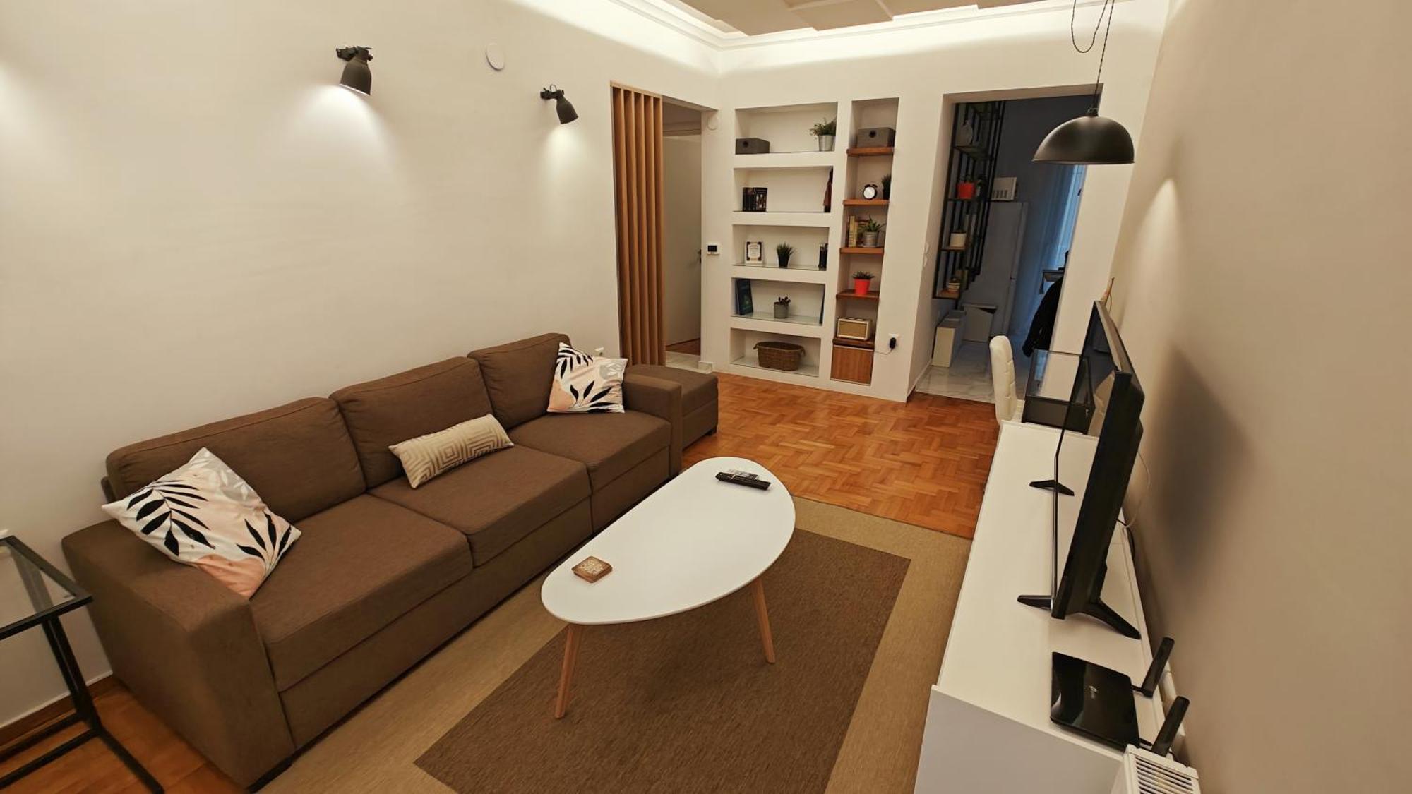 Think Home, Exploring The Center Of Apartment Thessaloniki