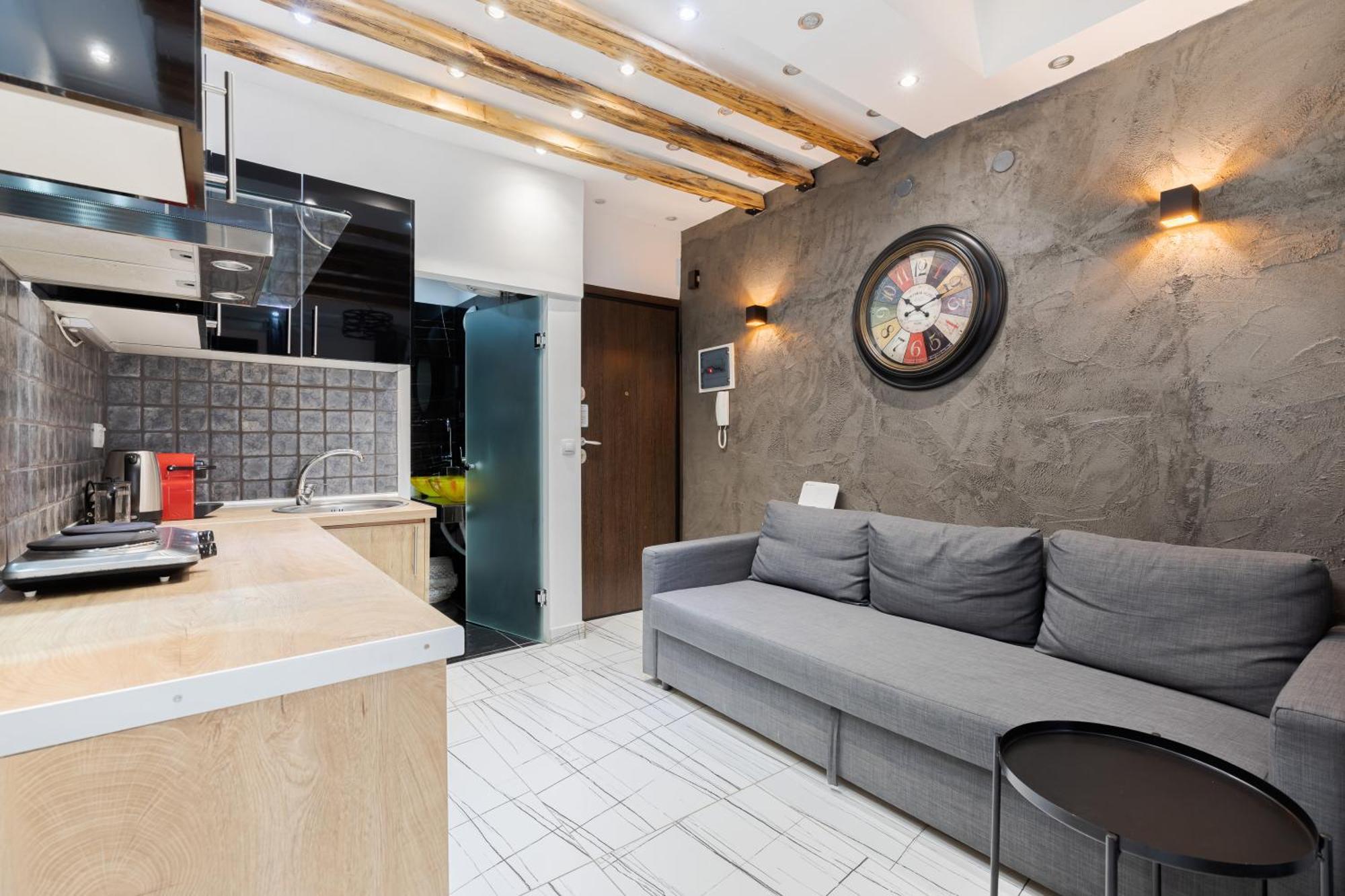 #eagle Studio By Halu! *