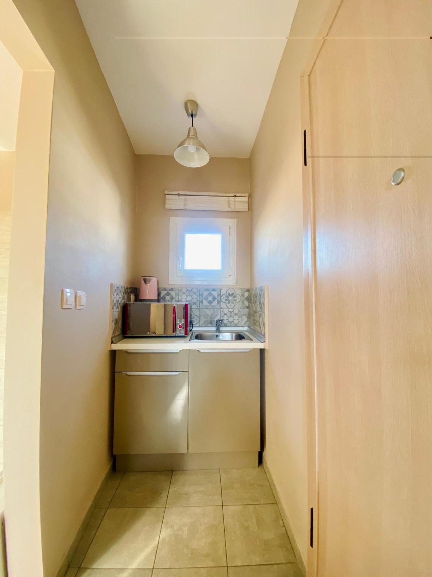 Elegant In The Center Of City. Apartment *