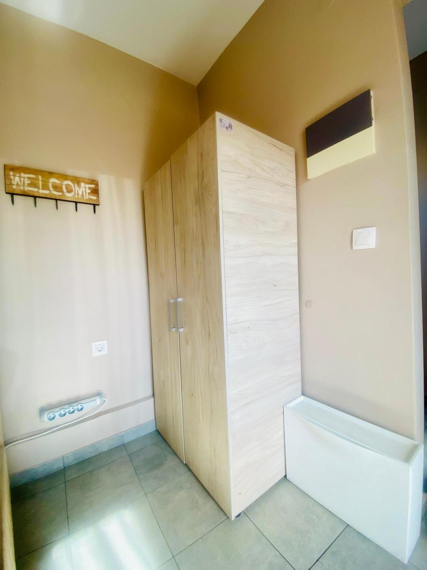 Elegant In The Center Of City. Apartment