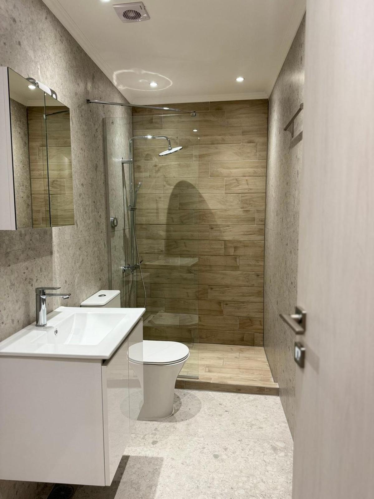 Ifestos-your Urban Appartement *
