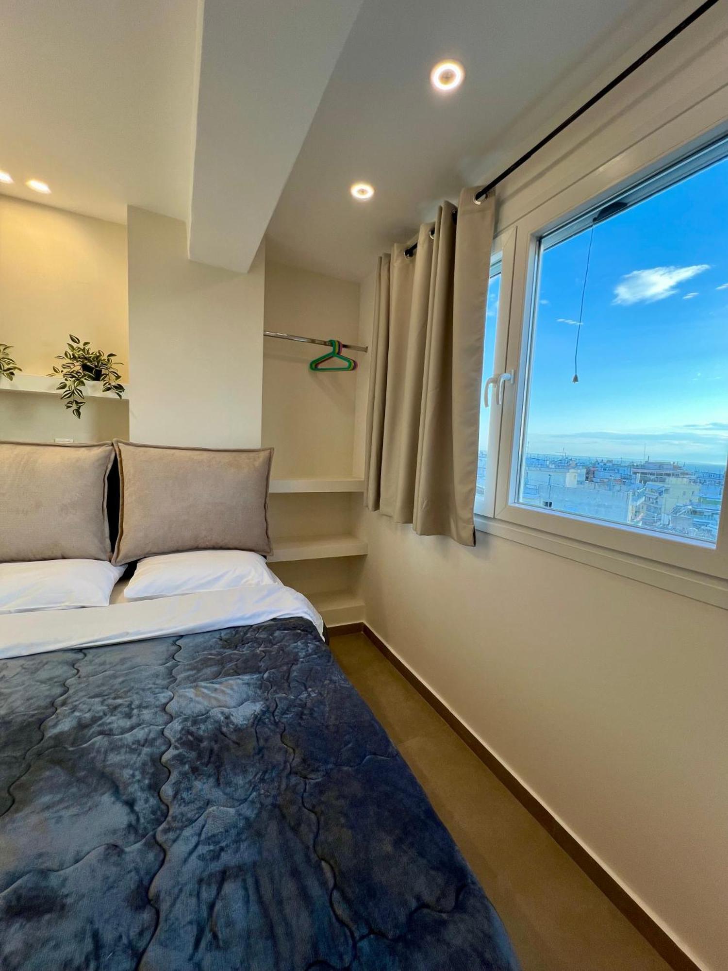 180° Rooftop View Apartment