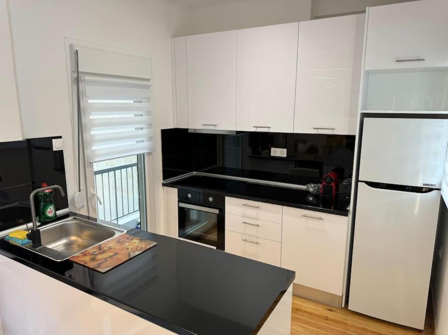 Cityscape Haven In Appartement Thessaloniki