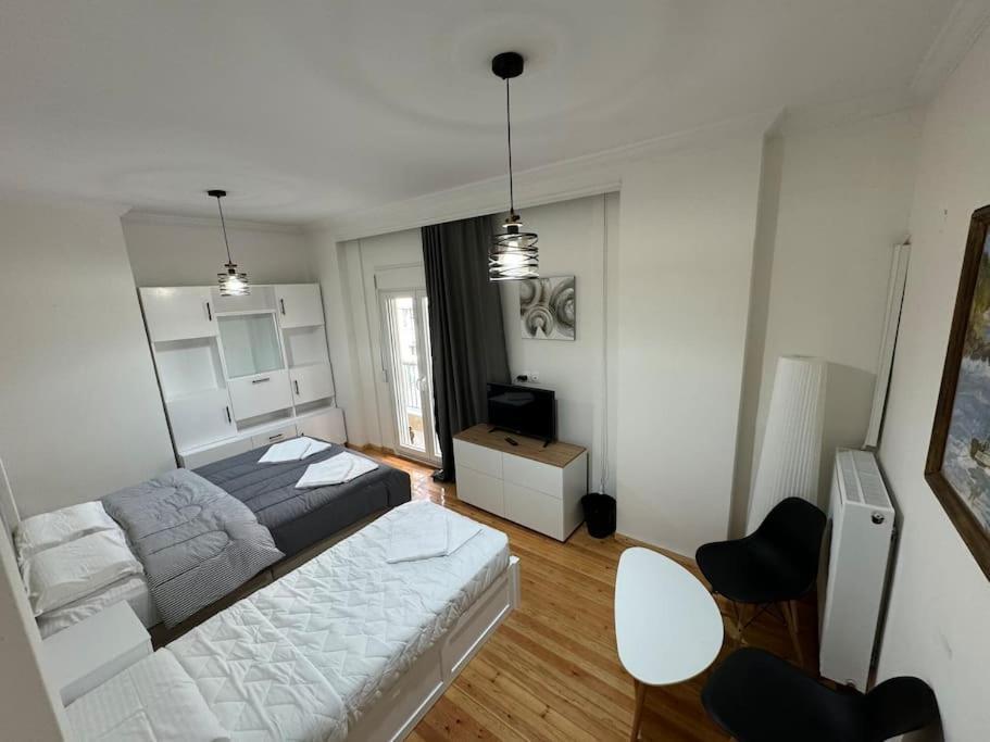 Cityscape Haven In * Thessaloniki