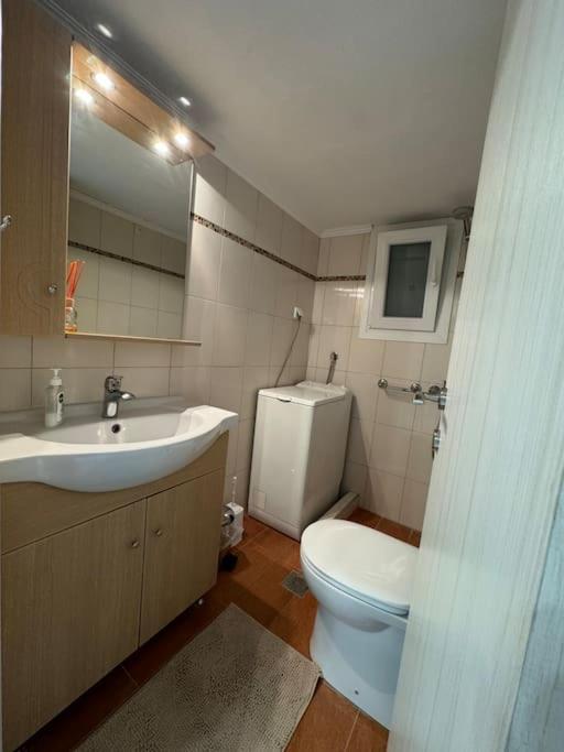 Cityscape Haven In Appartement Thessaloniki