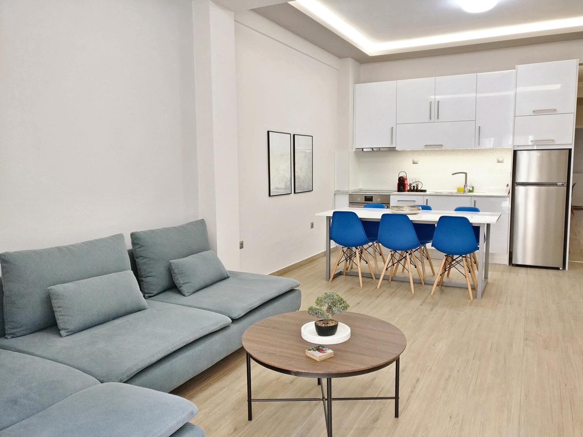 Apartamento Center With A Modern Breeze