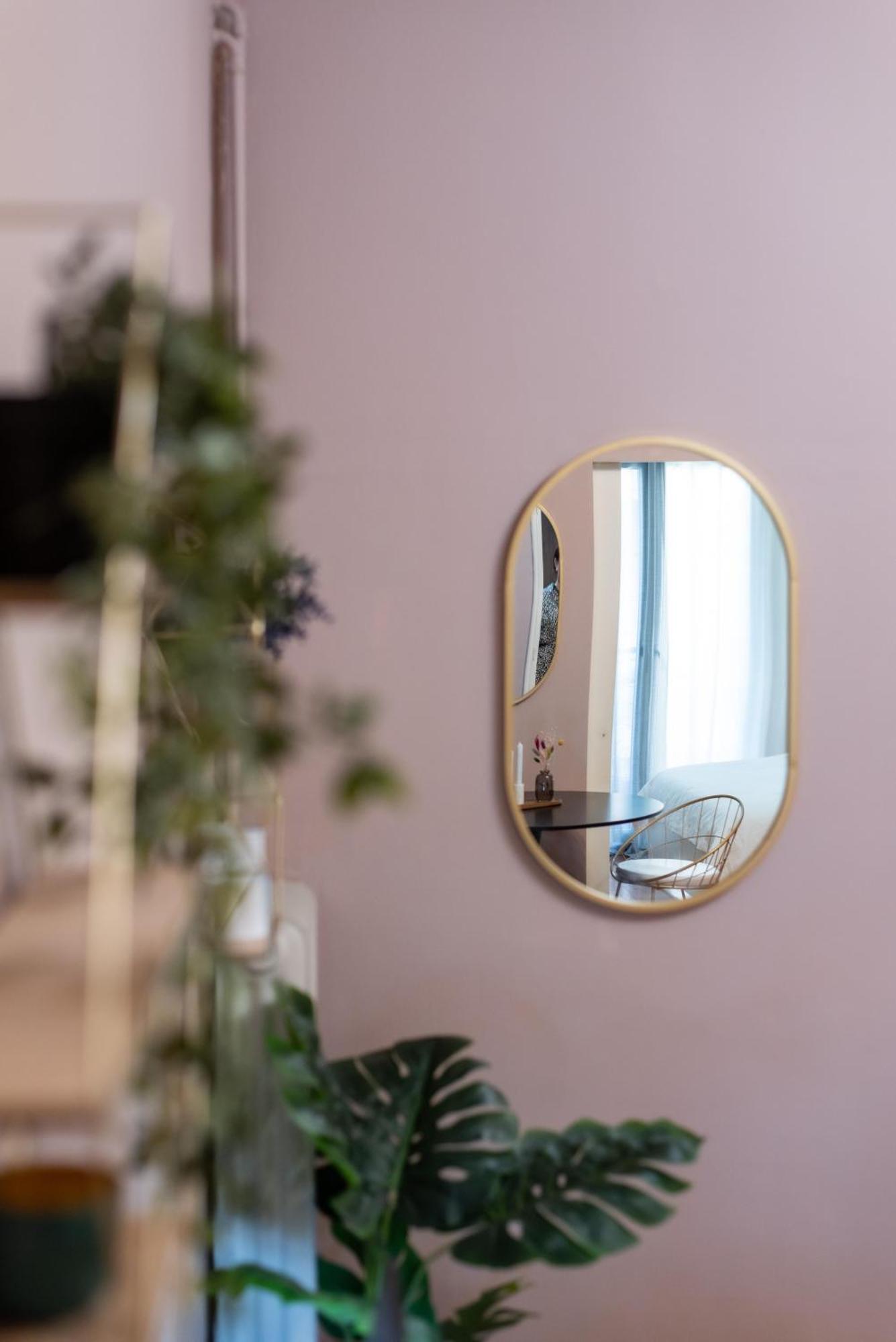 Houseloft White Tower Collection Apartment