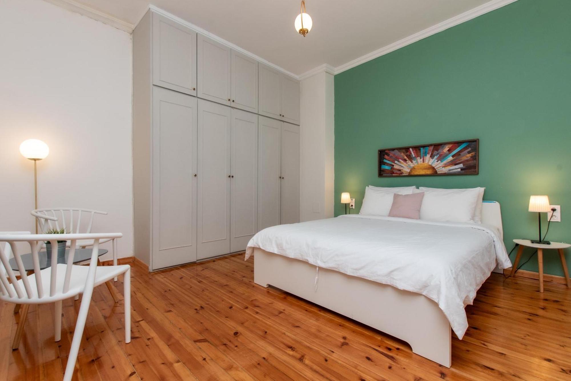 Apartment Houseloft White Tower Collection