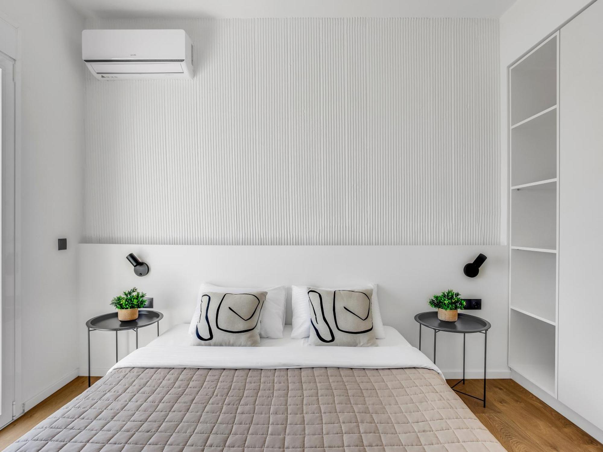 Sanders Arch Apartment *