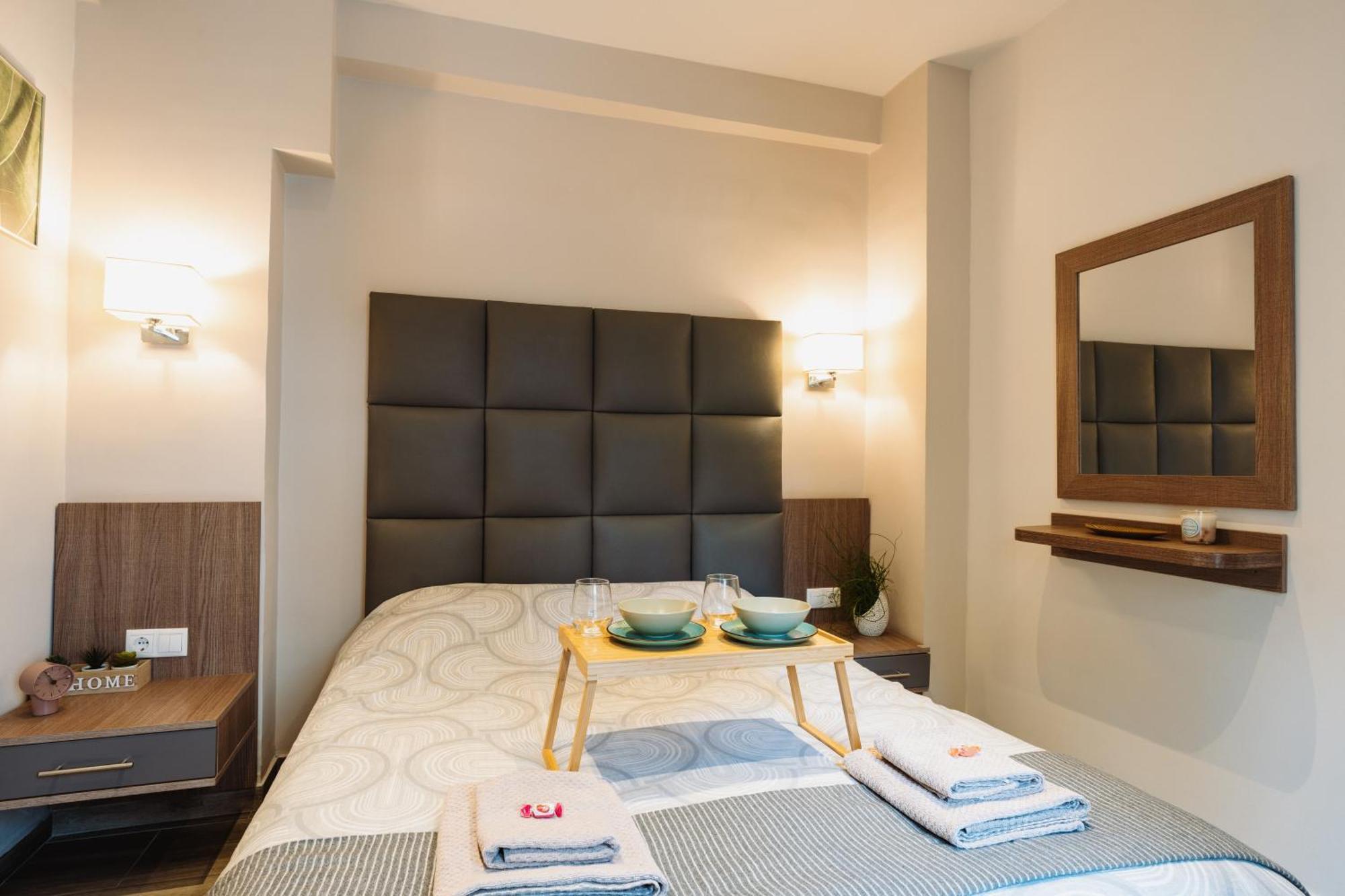 Apartment Lef