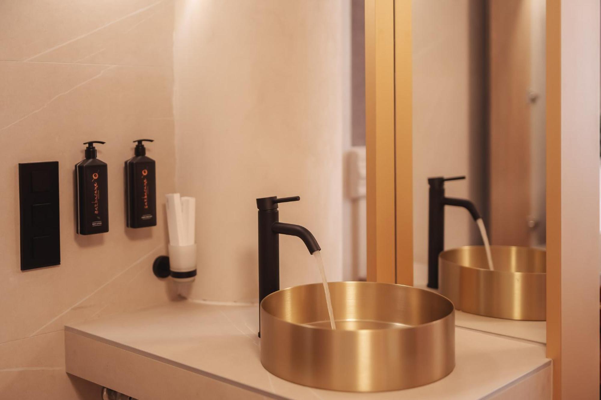 Zenith Premium * Thessaloniki