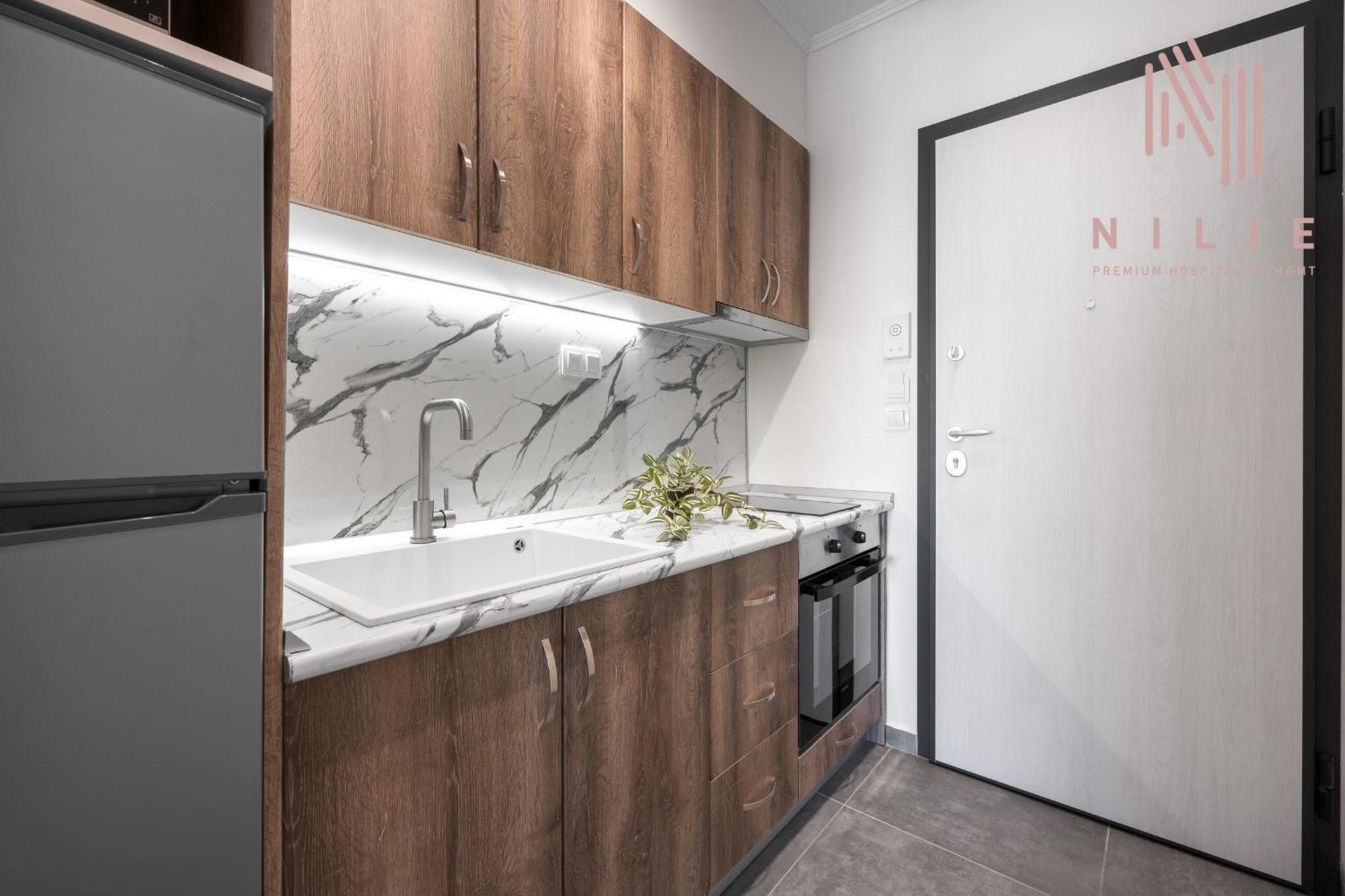 Appartement V1 Penthouse, Nilie Hospitality Mgmt *