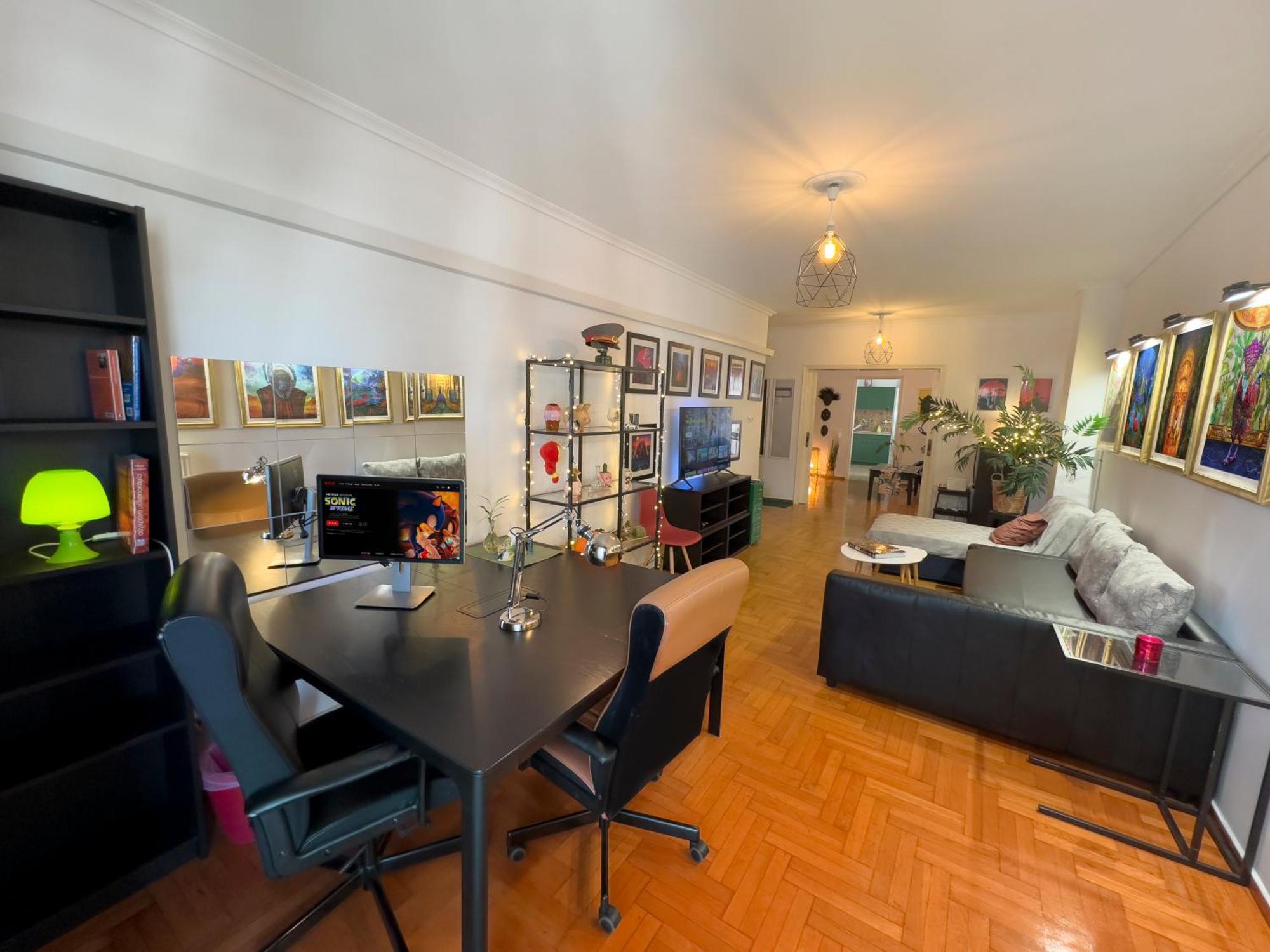 Spacious Artistic Flat With Private Parking Apartment Thessaloniki