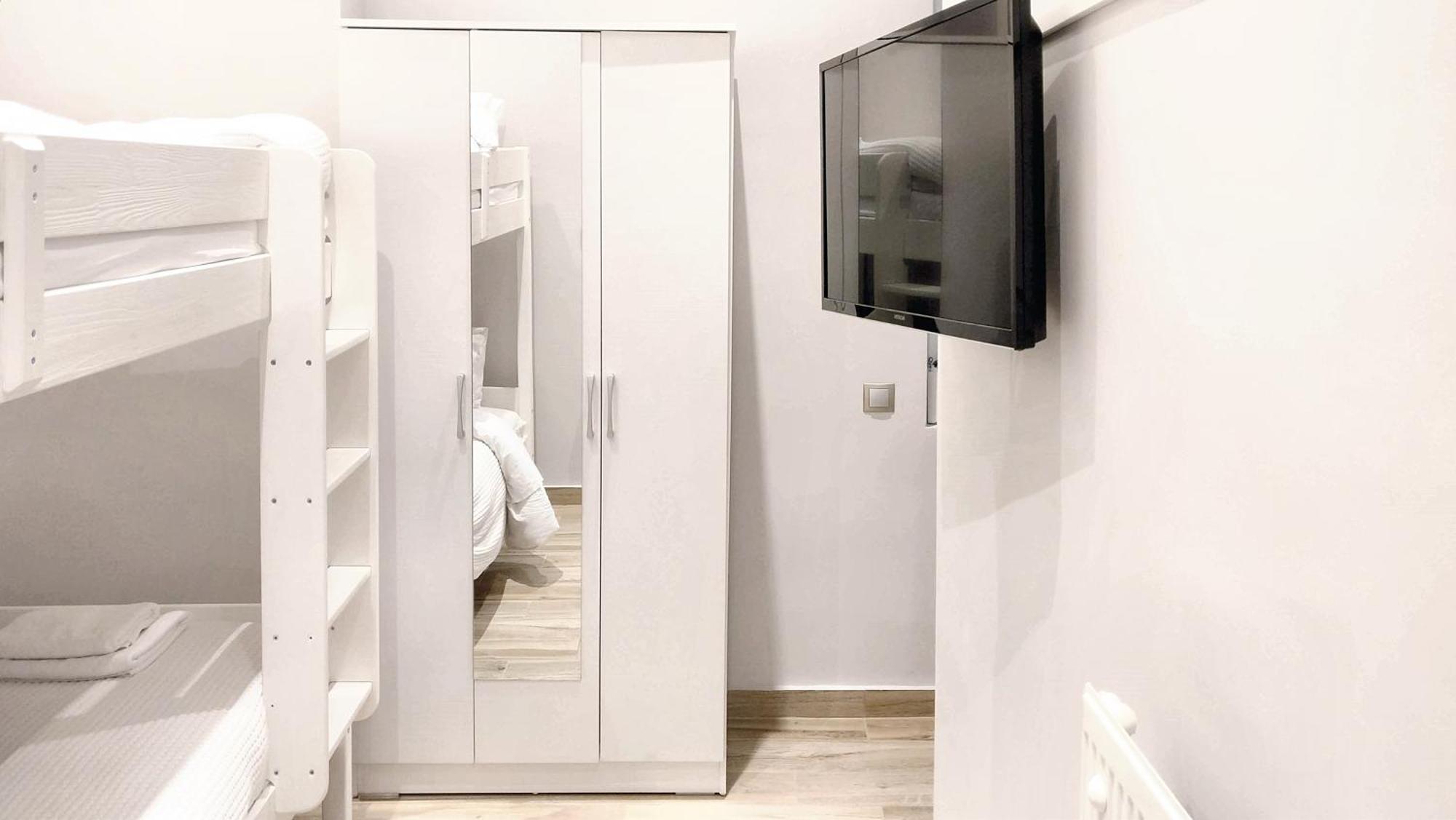 Apartamento Center With A Modern Breeze