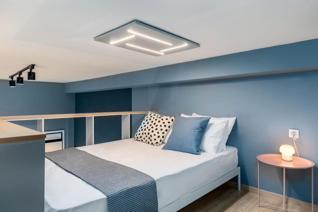 Premium Loft In Center Apartment *