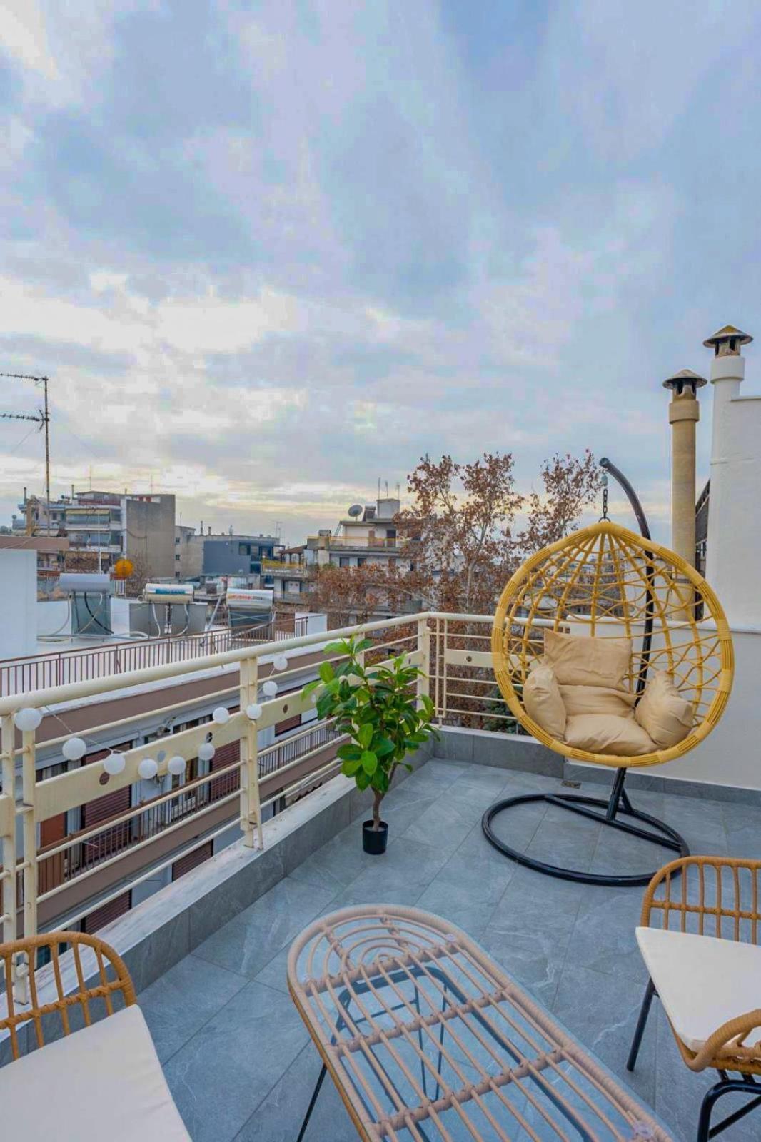 Pomegranate Luxury Penthouse Maisonette With Beautiful Terrace & Free Parking By Binobi ! * Thessaloniki