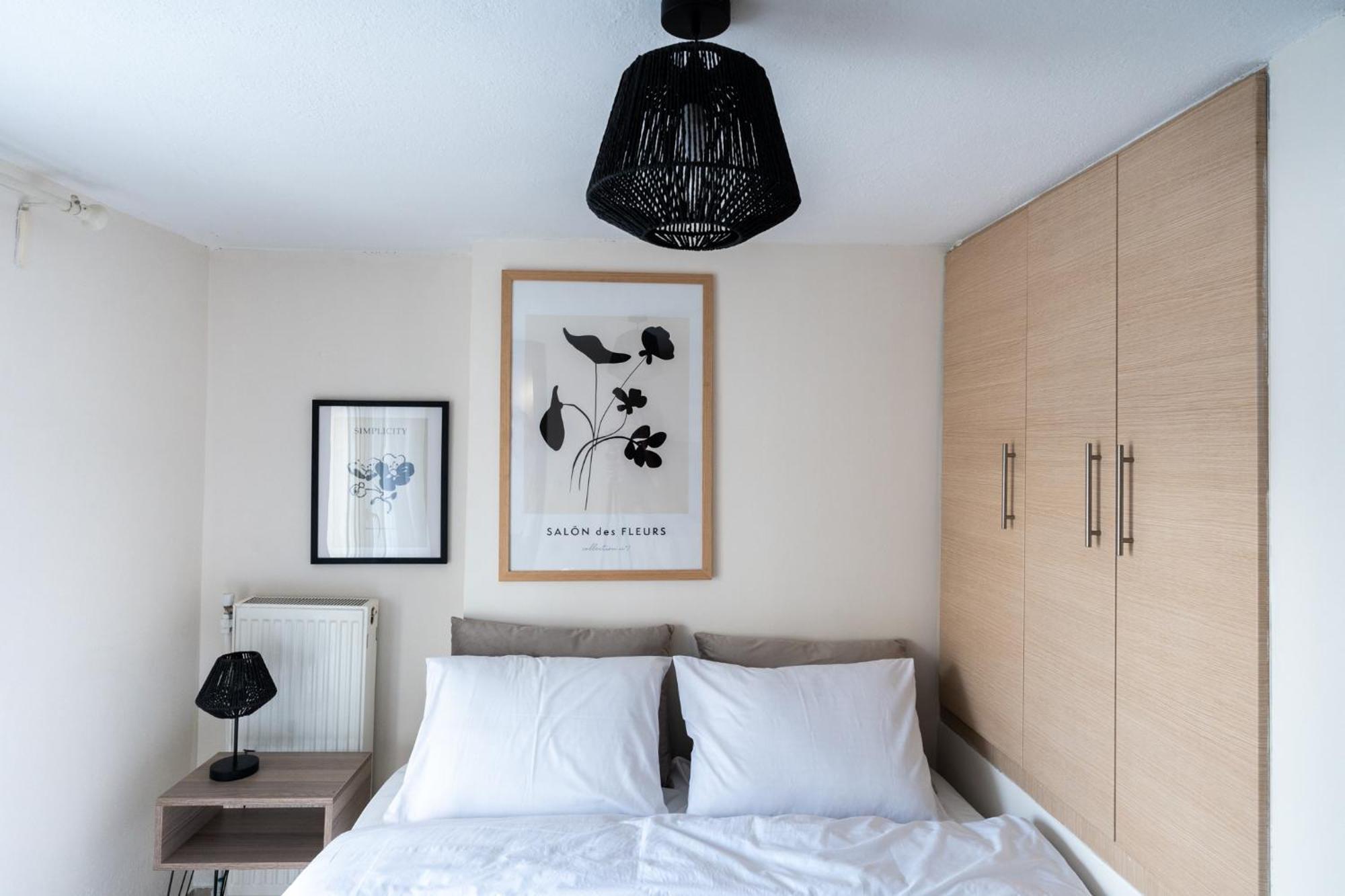 Apartment Pomegranate Luxury Penthouse Maisonette With Beautiful Terrace & Free Parking By Binobi ! *