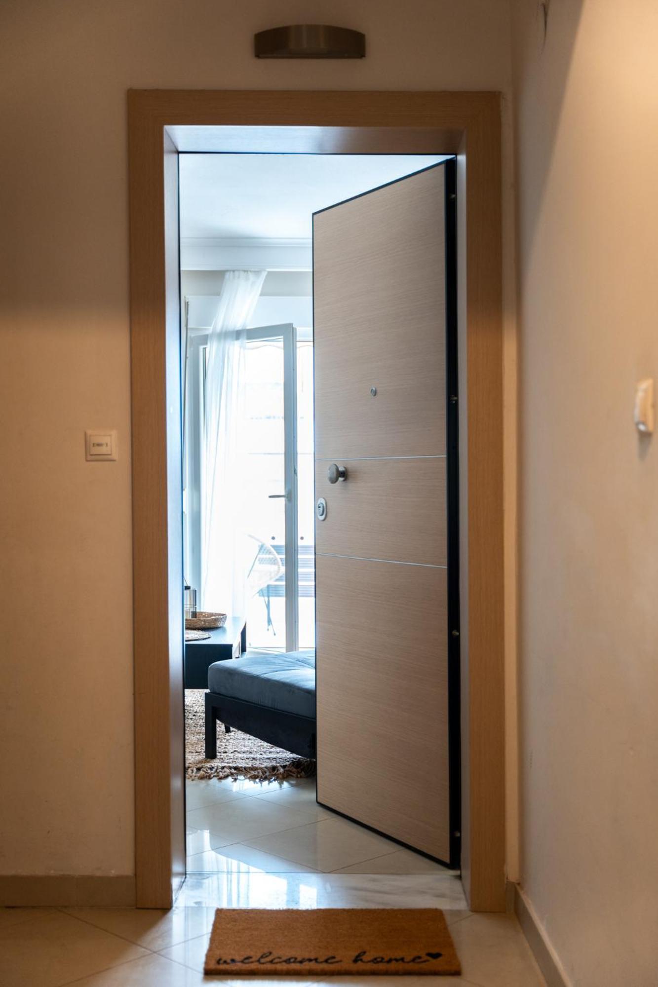Pomegranate Luxury Penthouse Maisonette With Beautiful Terrace & Free Parking By Binobi ! * Thessaloniki