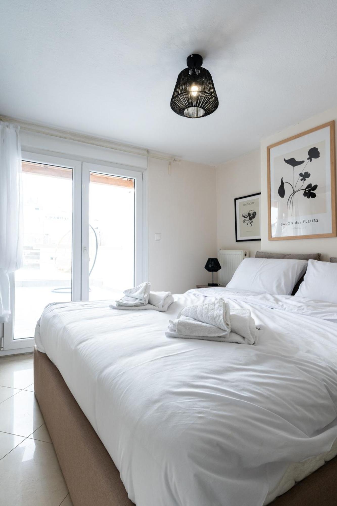 Apartment Pomegranate Luxury Penthouse Maisonette With Beautiful Terrace & Free Parking By Binobi ! Thessaloniki
