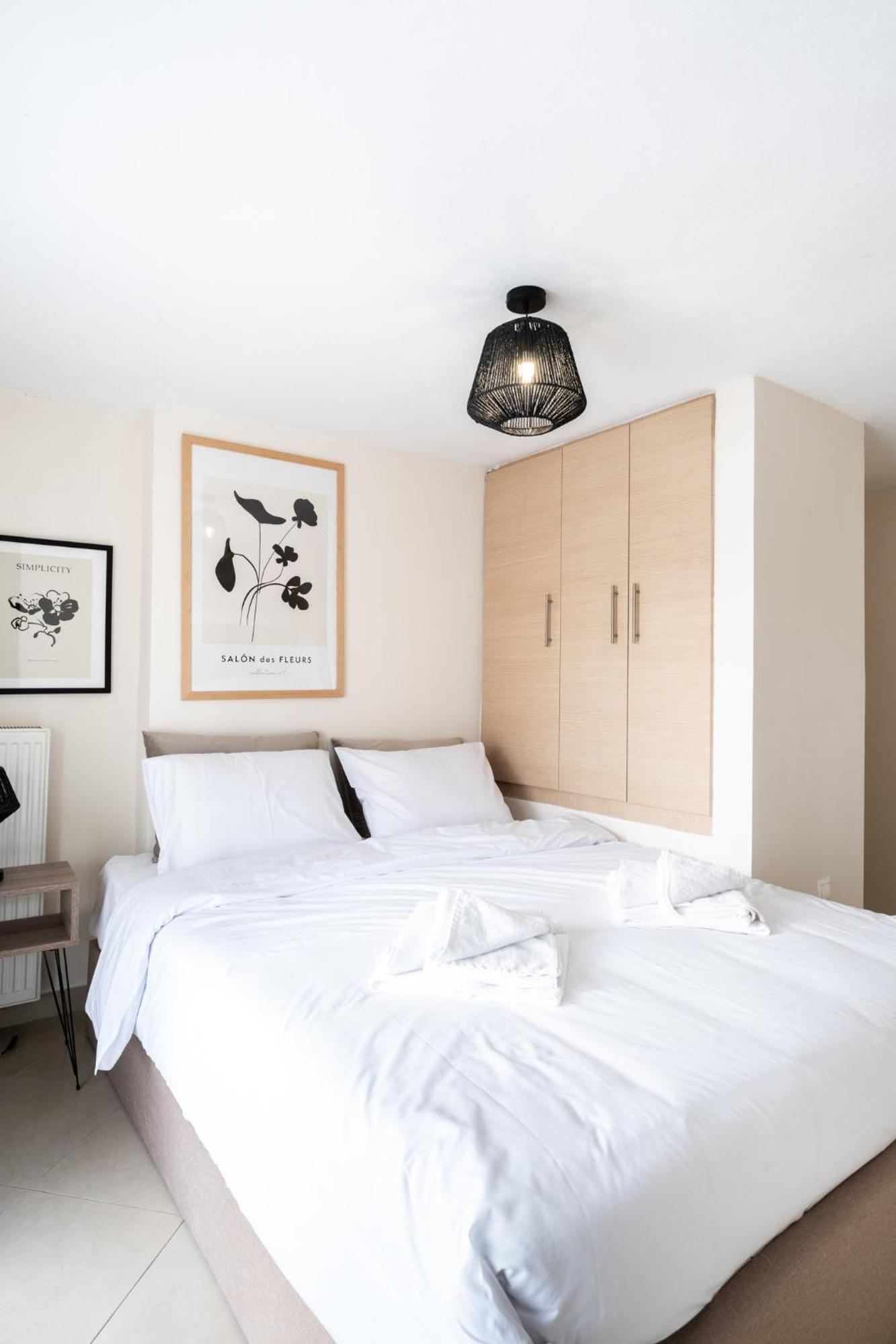 Pomegranate Luxury Penthouse Maisonette With Beautiful Terrace & Free Parking By Binobi ! * Thessaloniki