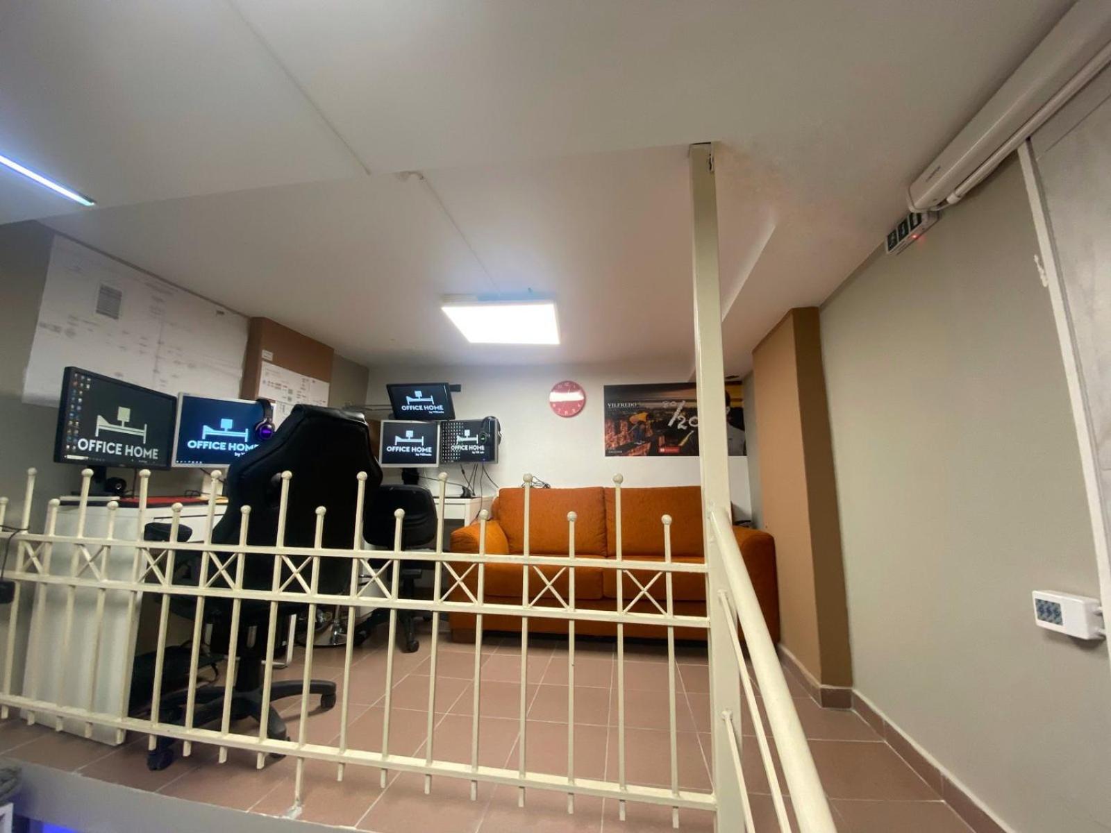 Office By Vilfredo Apartment Thessaloniki