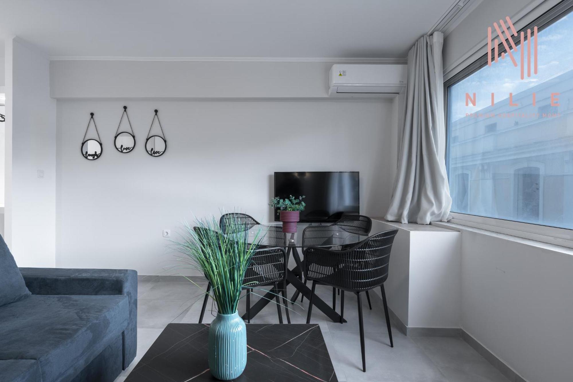 Next Door, Nilie Hospitality Mgmt * Thessaloníki