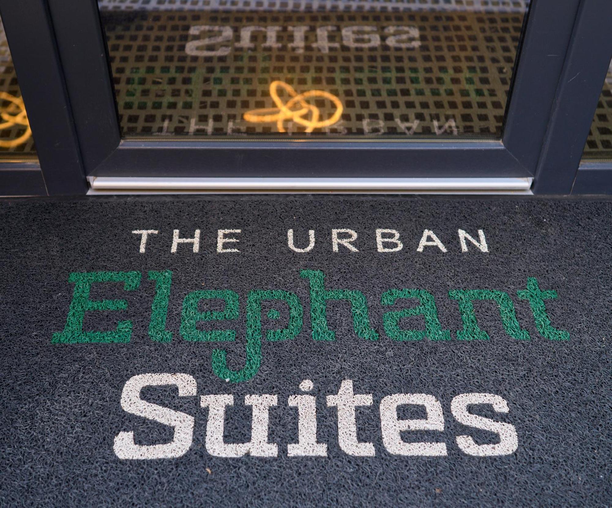 Urban Elephant 3*