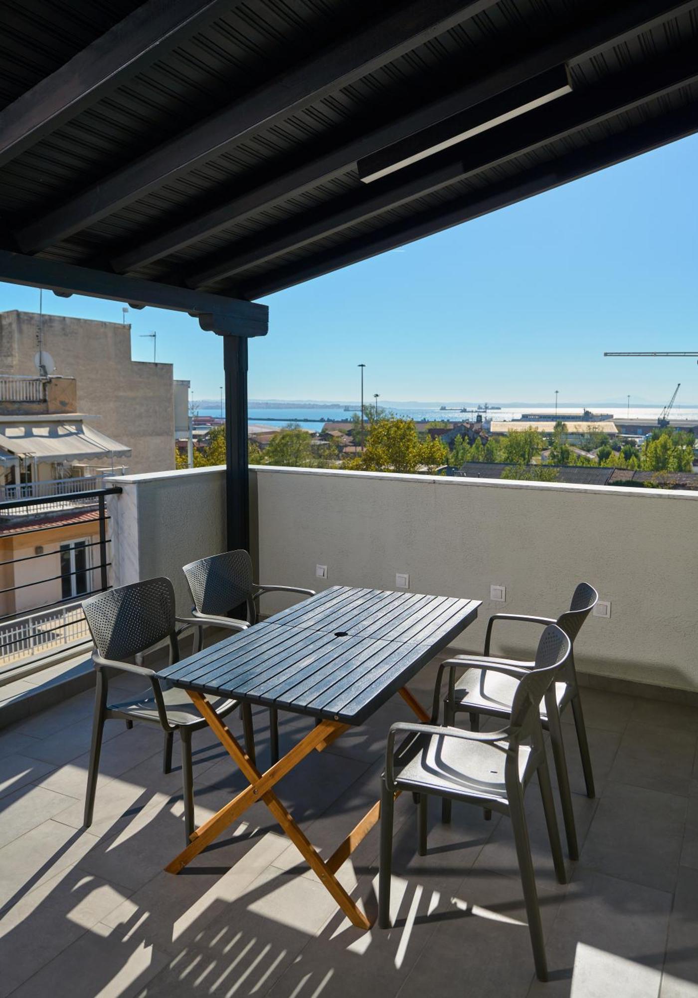 Urban Elephant Aparthotel 3*