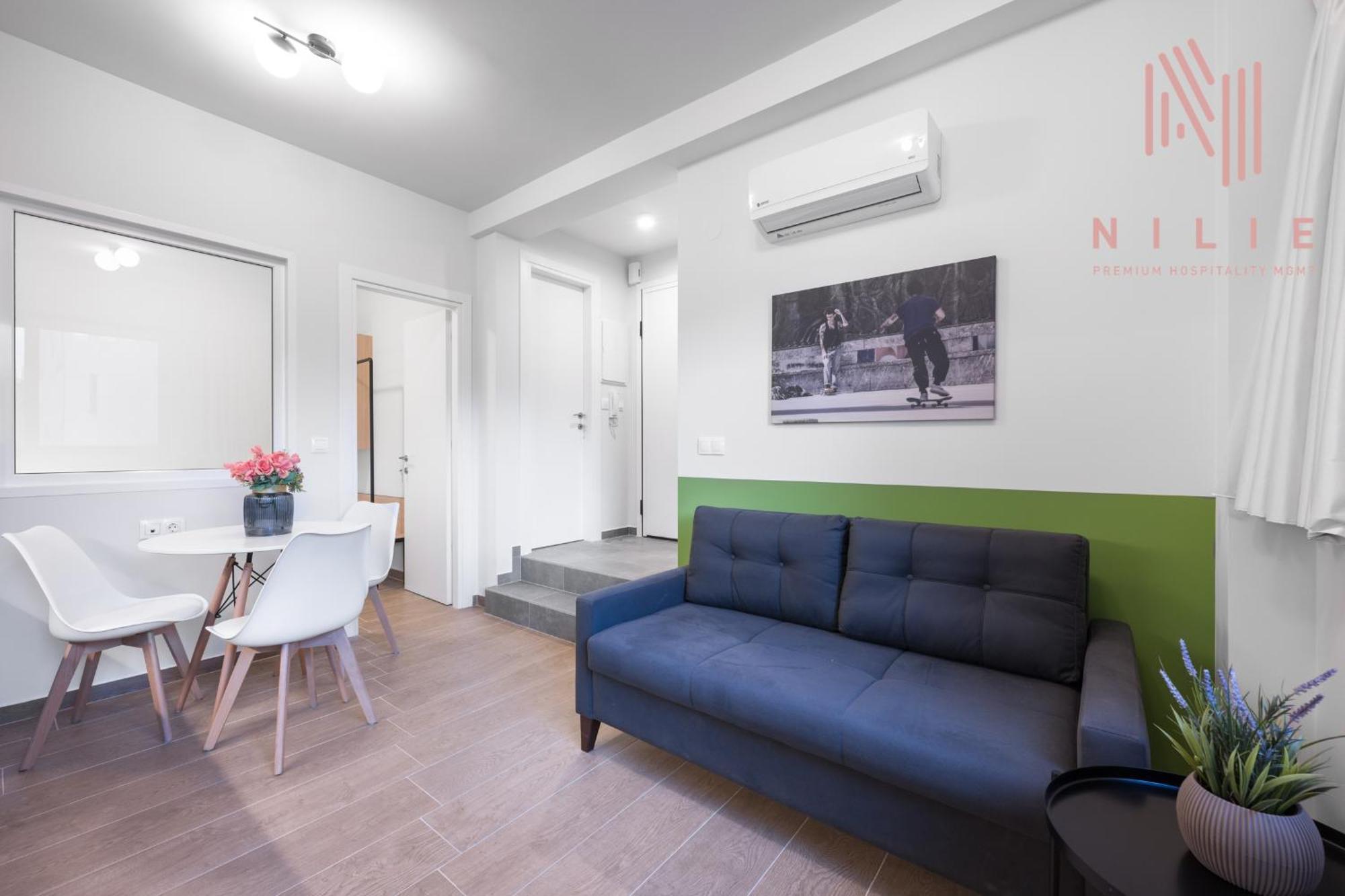 Big Apple Sts, Nilie Hospitality Mgmt * Thessaloniki