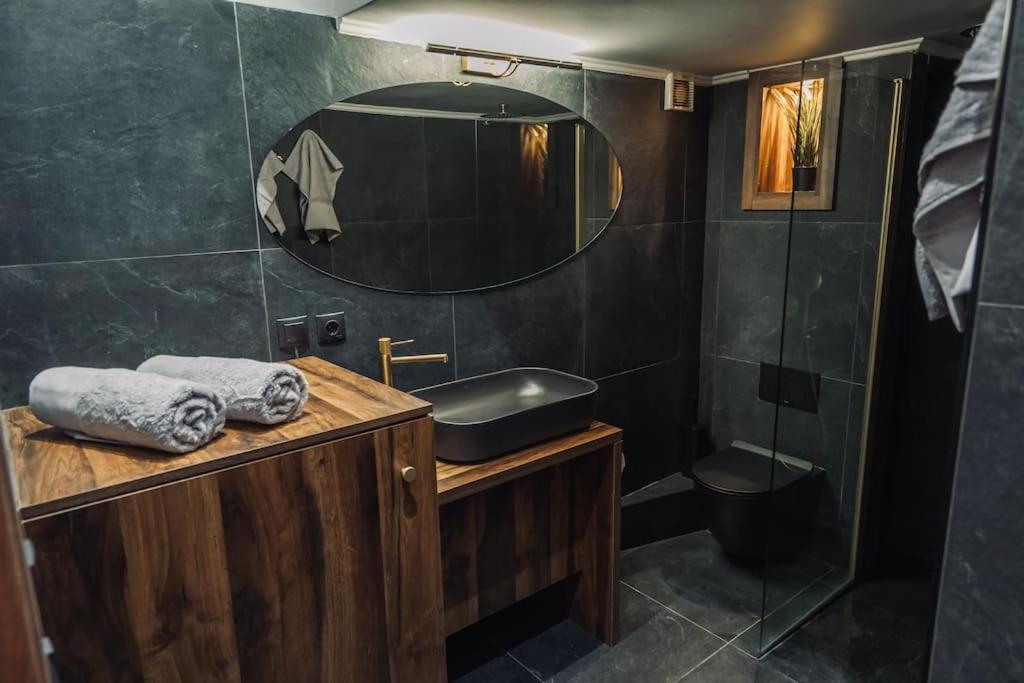 Apartment Individualliving 1 Excellent Location !!!
