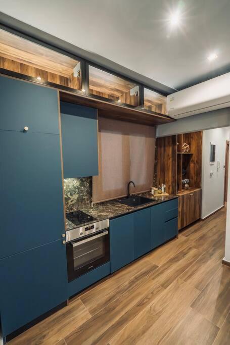 Individualliving3 Excellent Location Centre! ! Apartment