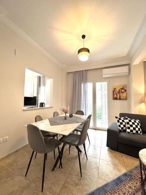 The “roman Market” Lux Apartment Thessaloniki