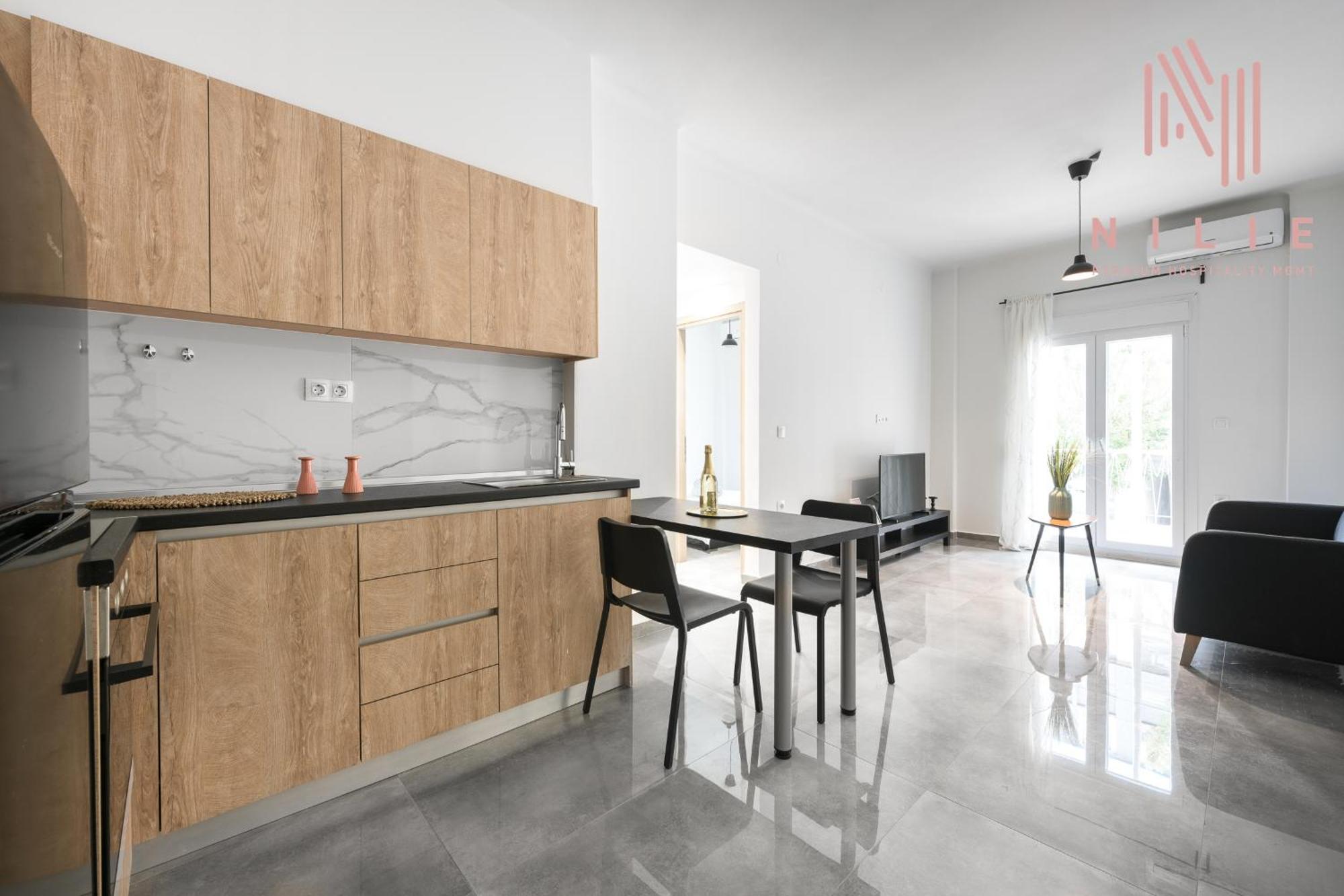 Madera, Nilie Hospitality Mgmt *