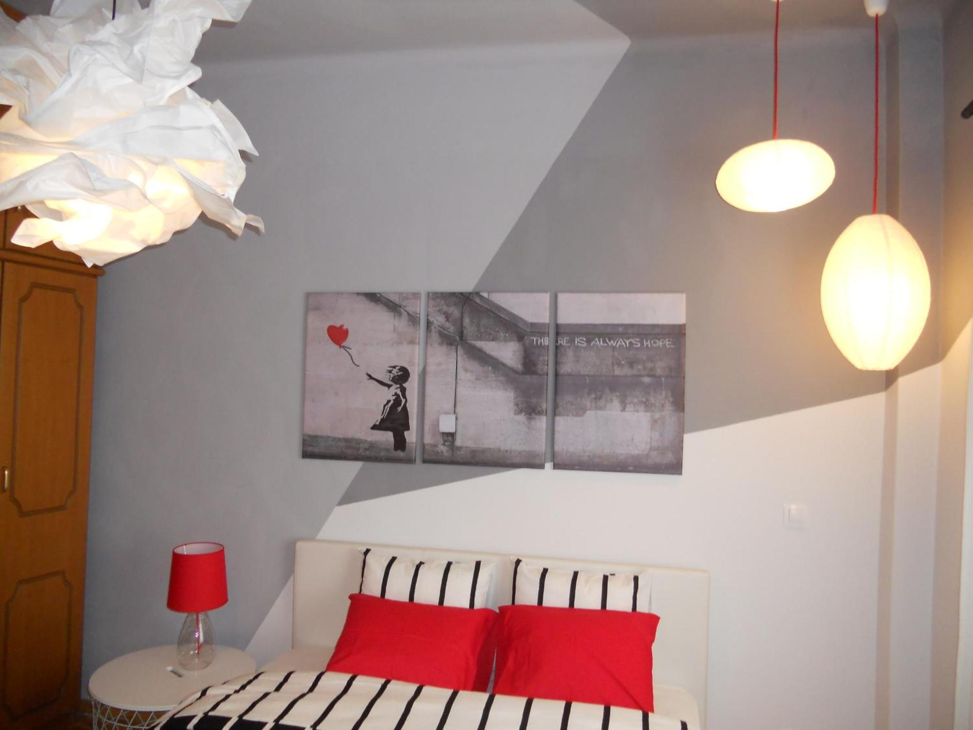Apartment White Tower Minimal