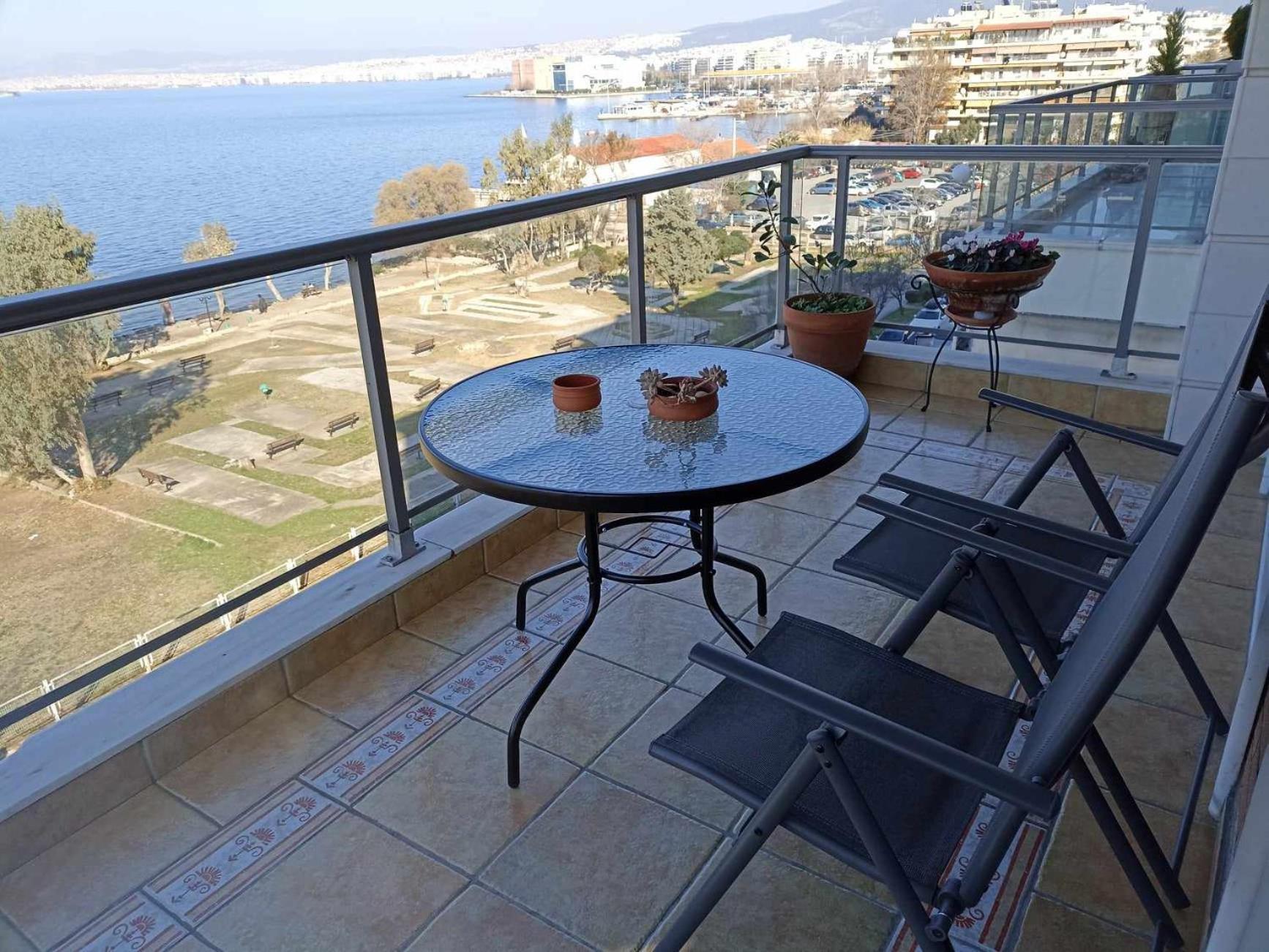Apartment Seafront Family & Free Parking, The Cruiseflat Thessaloniki