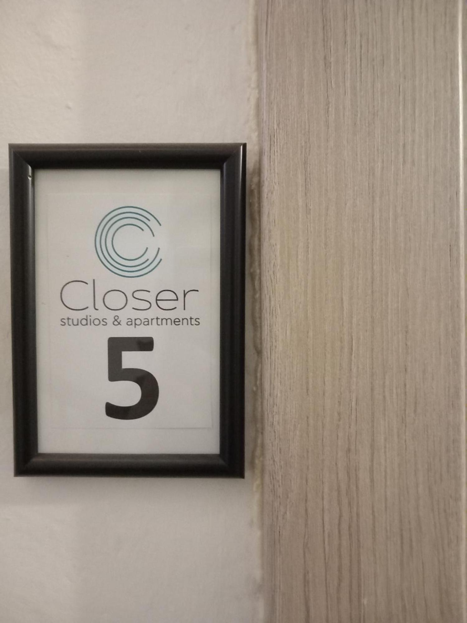 Closer 