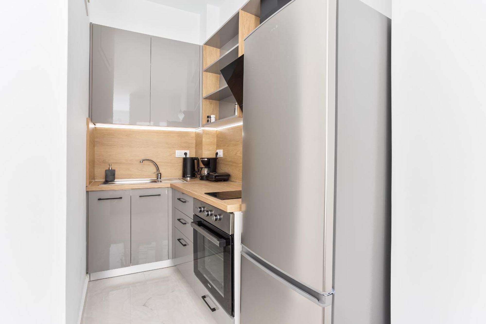 New Luxury In Downtown *