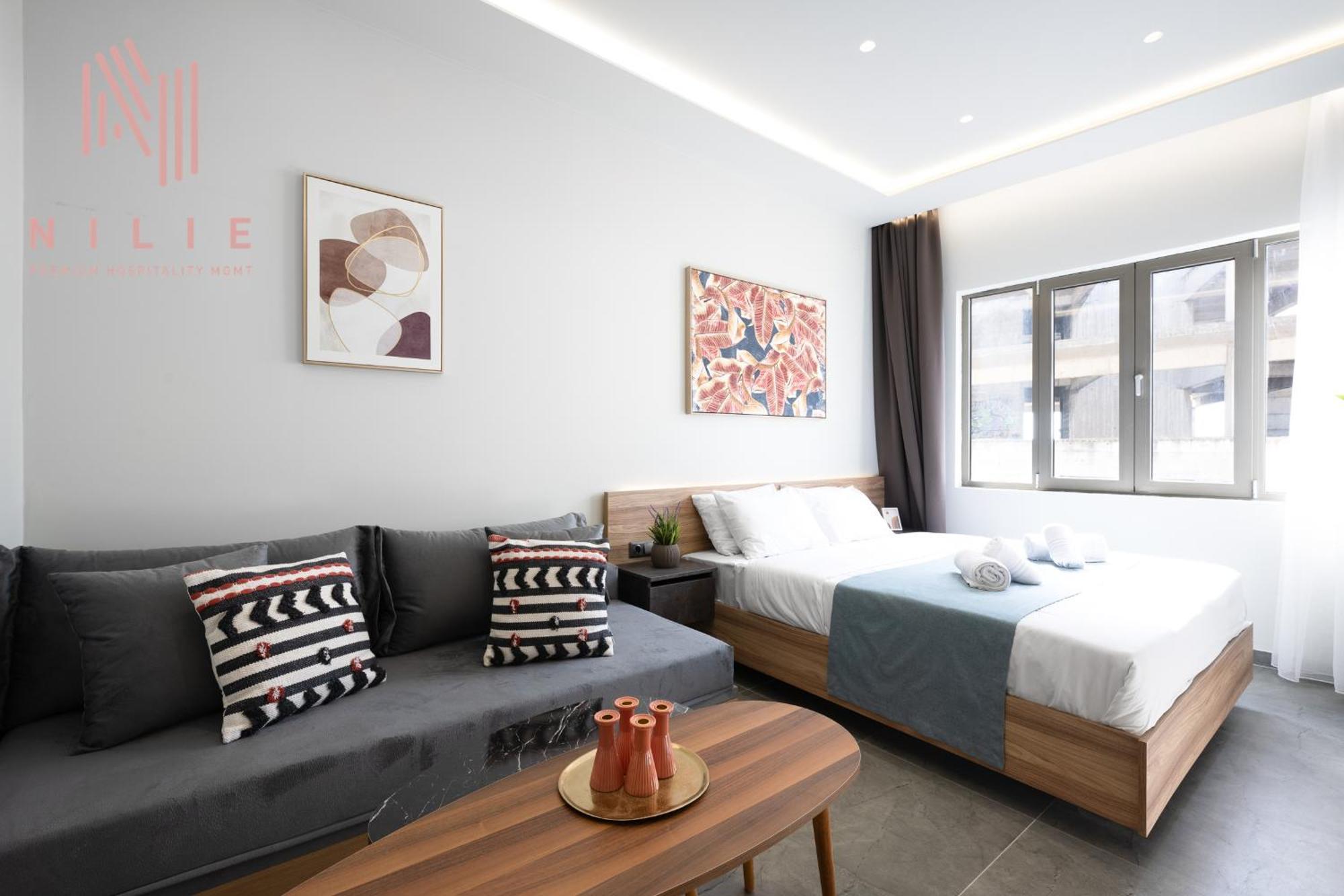 Pantheon, Nilie Hospitality Mgmt Apartment