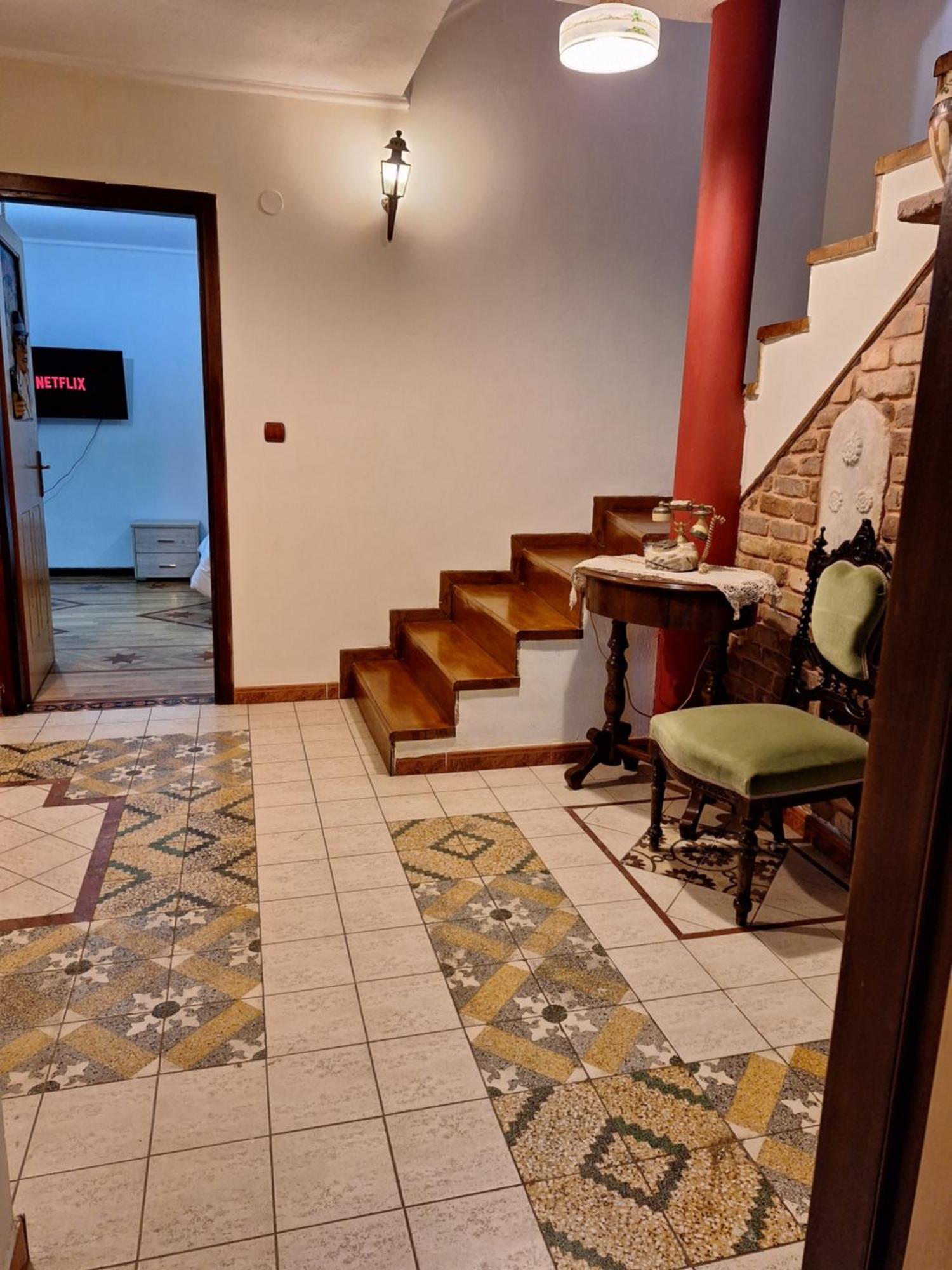 Apartment C.1 Elia Old_town *