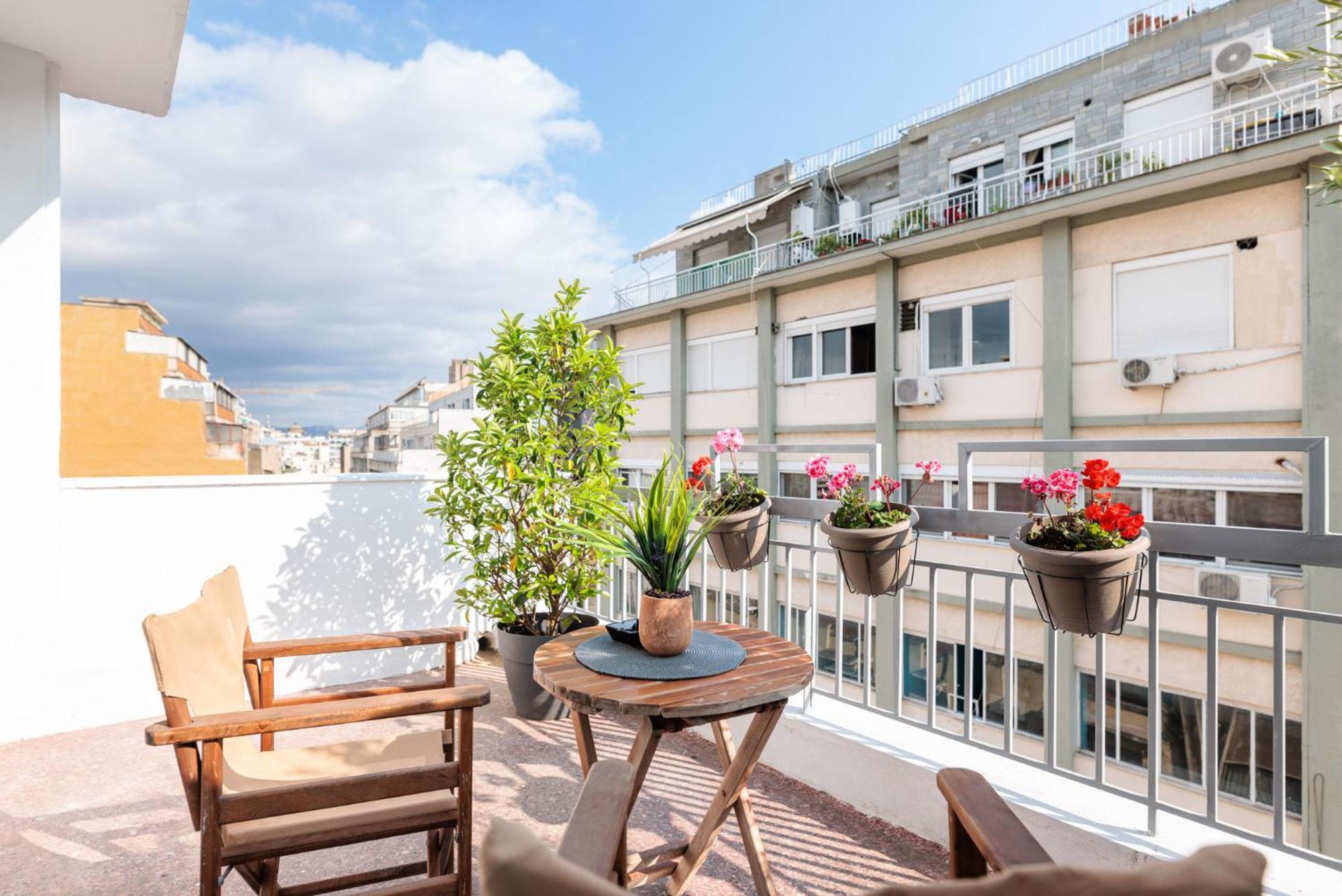 Stylish & Tiny Room-city Center * Thessaloniki