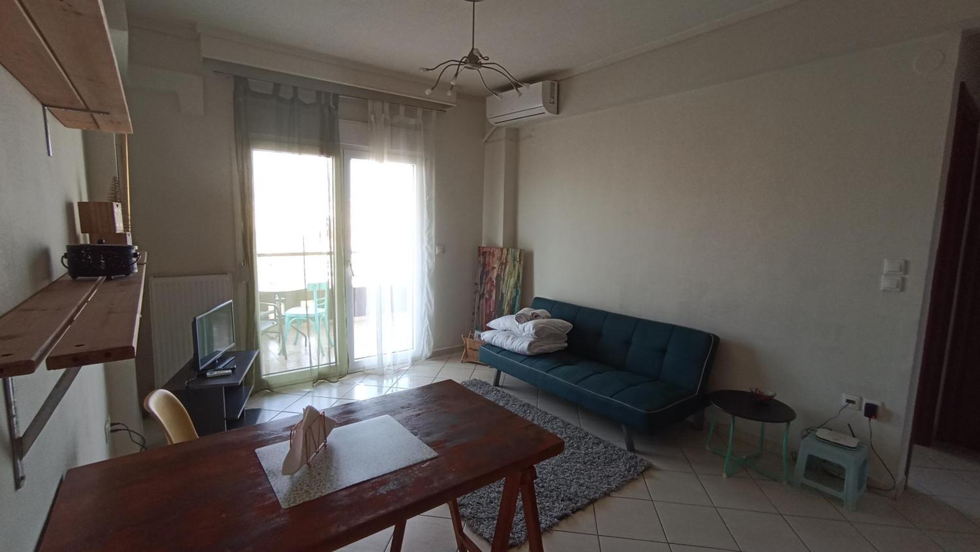 Apartment φωτεινό κοντά στον σταθμό κτελ θεσσαλονίκης Thessaloniki