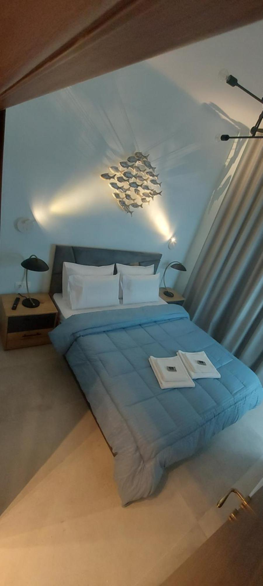 Firstlineskg6 Moodsolutions Living