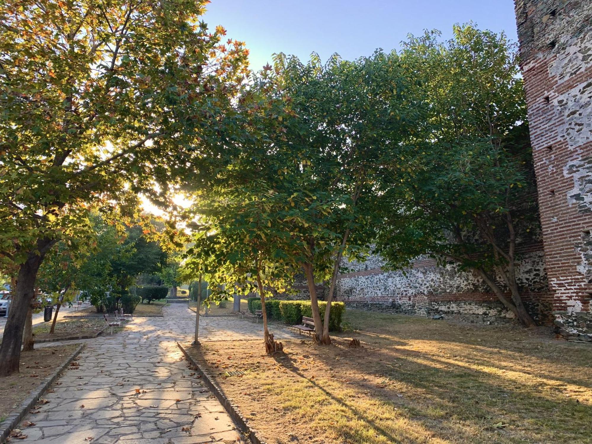 Gemuetliches In Ano Poli