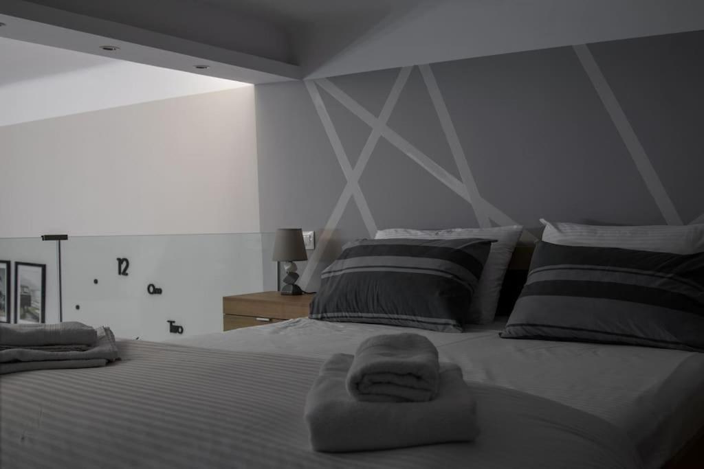 Apartment * Ck Modern Loft Near Seaside *
