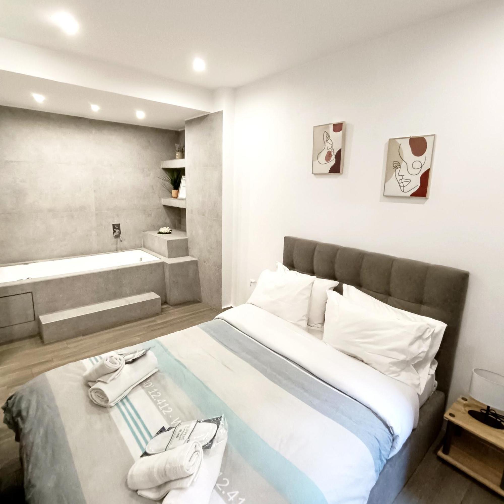 Apartment Navarino Jacuzzi Studio Rt Hospitality Services Thessaloniki