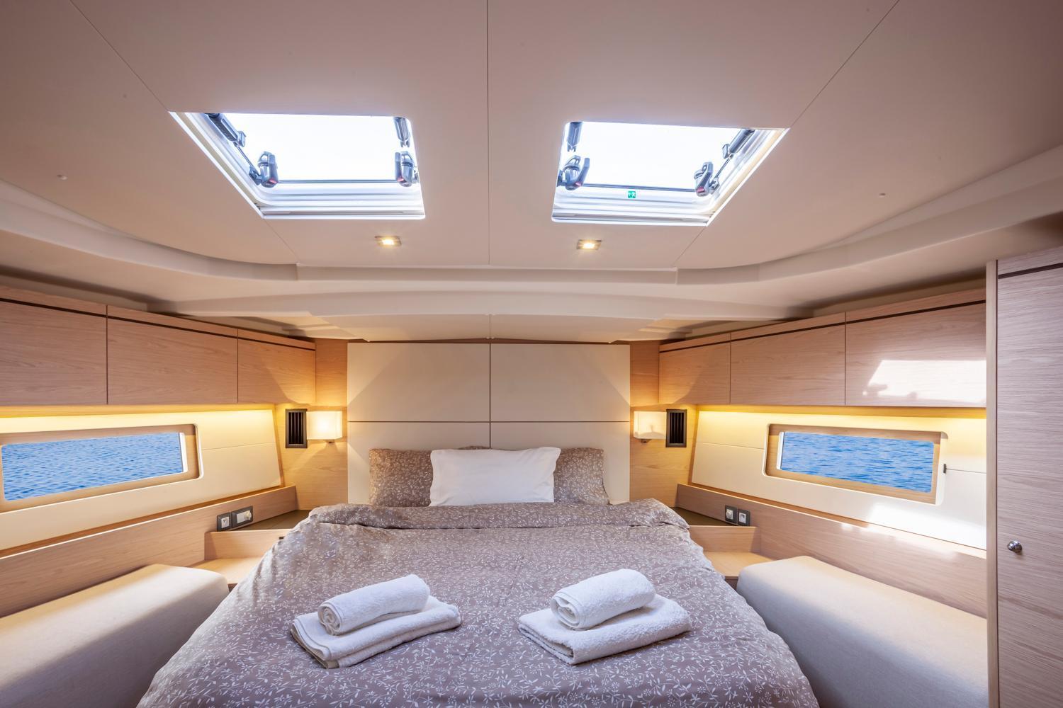 Yacht Psari Botel *